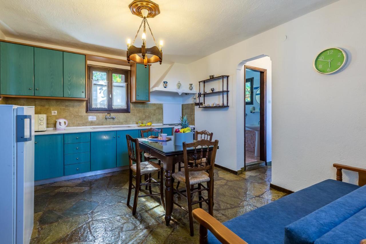Aletri Pool Cottage Skopelos Town Exterior photo